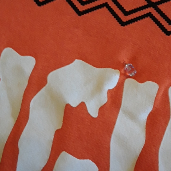 NWT HALLOWEEN Bats Light Up Sweatshirt - Picture 5 of 6